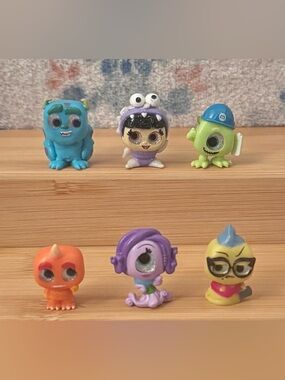 Disney Doorables SERIES 1 MONSTERS INC LOT OF 6